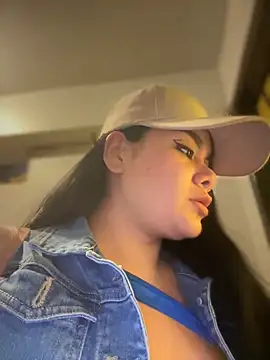 Insane Issa online show from December 2024 12:56:02 PM