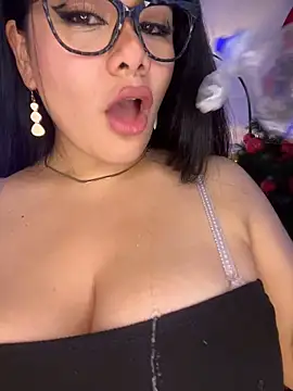 Insane Issa online show from January 2025 08:21:02 PM