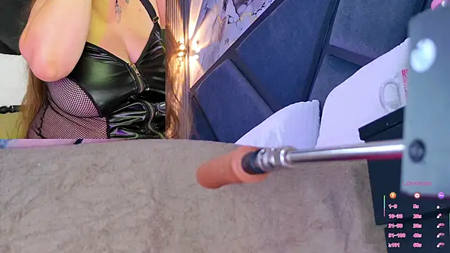 NathaxaLeans online show from September 2025 11:43:01 AM