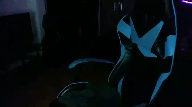 AngelaQueen  online show from March 2025 08:40:02 PM