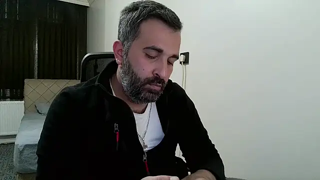 Snapshot of tgltplsr chatting on April 2026 09:20:02 PM tgltplsr online show from April 2026 09:20:02 PM