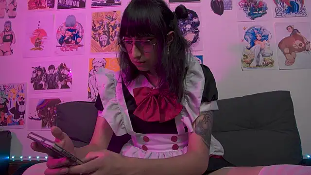 snowblack  online show from January 2025 02:32:01 PM