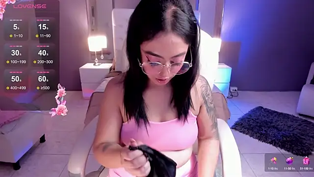 Snapshot of kim_thompson_1 chatting on January 2025 11:58:02 AM kim thompson 1 online show from January 2025 11:58:02 AM