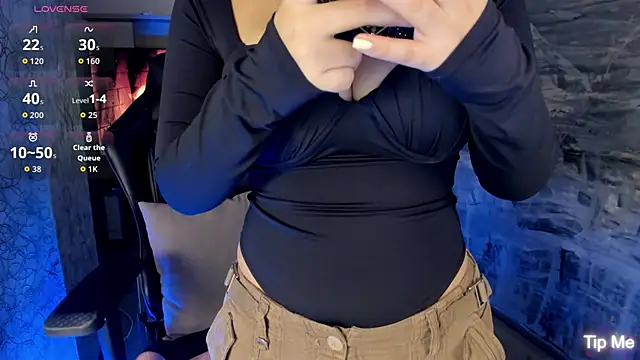 LunaBaker-1 online show from March 2026 02:04:02 AM