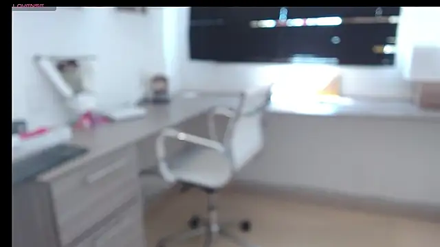 Snapshot of MIYESSI chatting on March 2025 06:29:01 PM MIYESSI online show from March 2025 06:29:01 PM