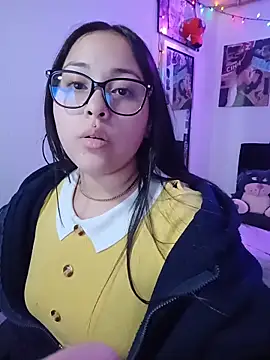 Snapshot of persefone_core chatting on November 2025 11:59:01 PM persefone core online show from November 2025 11:59:01 PM