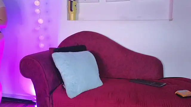 Isabella lt online show from June 2026 10:06:02 AM
