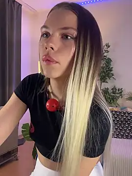 KittyKatyDream online show from February 2025 04:31:01 PM