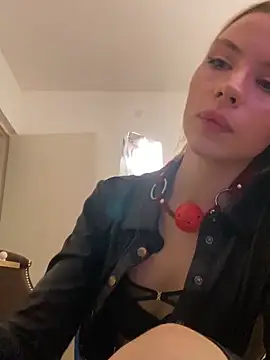 KittyKatyDream online show from May 2026 02:02:01 PM