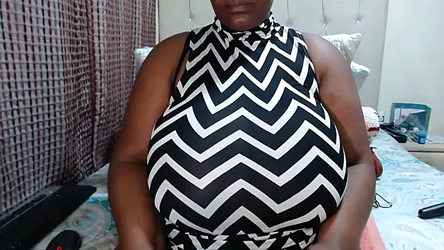 CHOCOLATEDARKBUSTYX online show from March 2025 07:32:01 PM