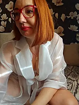 Snapshot of LybovNTV chatting on February 2025 05:40:02 AM LybovNTV online show from February 2025 05:40:02 AM