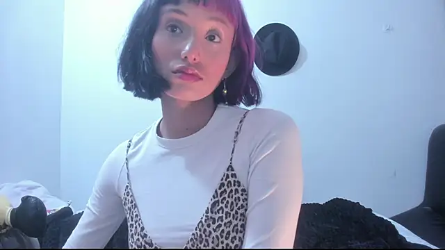 Snapshot of tati_cardenas chatting on February 2025 04:37:02 AM tati cardenas online show from February 2025 04:37:02 AM