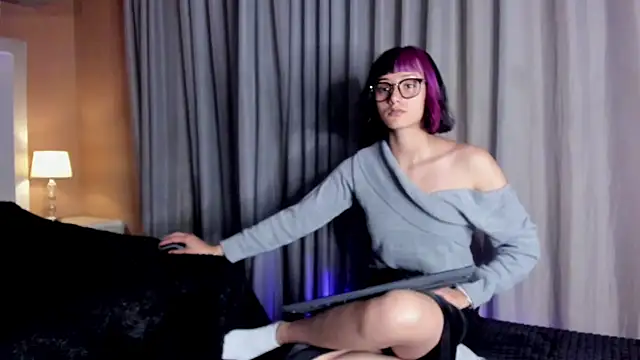 Snapshot of tati_cardenas chatting on March 2025 03:24:01 AM tati cardenas online show from March 2025 03:24:01 AM