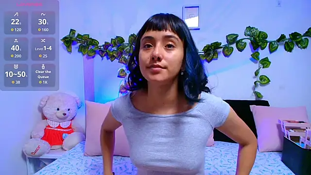 Snapshot of tati_cardenas chatting on September 2025 04:17:02 AM tati cardenas online show from September 2025 04:17:02 AM