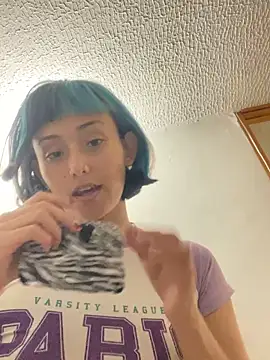 Snapshot of tati_cardenas chatting on March 2026 05:35:01 AM tati cardenas online show from March 2026 05:35:01 AM