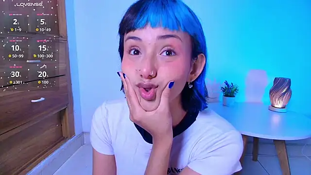 Snapshot of tati_cardenas chatting on March 2026 05:00:02 AM tati cardenas online show from March 2026 05:00:02 AM