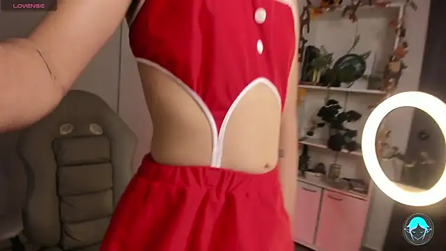 sofi elfqueen online show from December 2024 12:00:02 AM