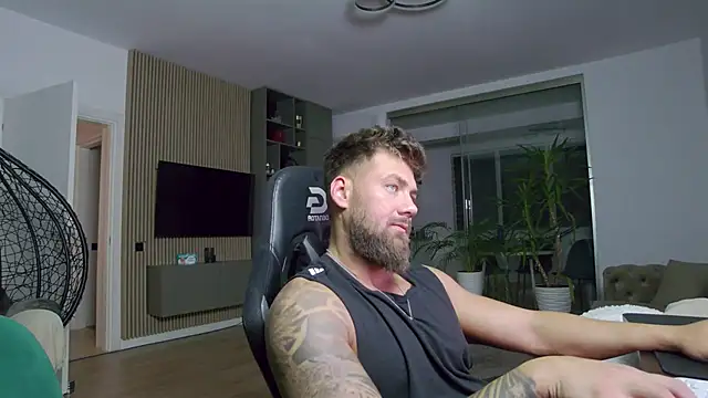 UbbeViking online show from January 2025 04:39:01 PM