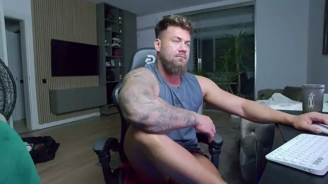 UbbeViking online show from February 2025 09:25:02 PM