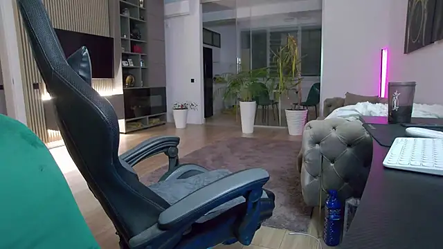 UbbeViking online show from October 2025 04:51:01 PM