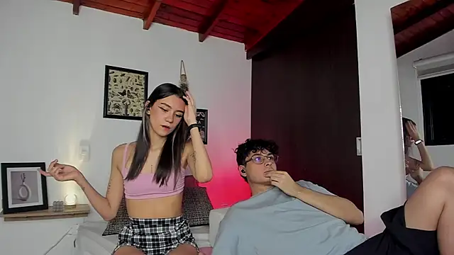 Snapshot of charlottte_queen chatting on March 2026 02:06:02 AM charlottte queen online show from March 2026 02:06:02 AM