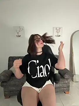 Snapshot of Megan_lu2 chatting on November 2025 05:31:01 AM Megan lu2 online show from November 2025 05:31:01 AM