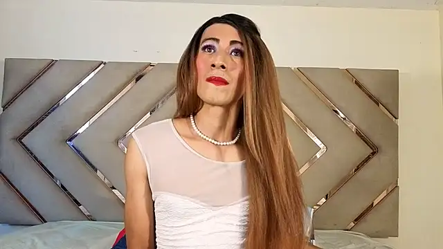 Snapshot of Raven_foxter1 chatting on September 2025 05:45:02 PM Raven foxter1 online show from September 2025 05:45:02 PM