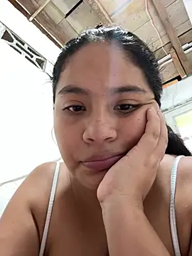 Snapshot of moncerrat_luna chatting on July 2026 08:24:02 PM moncerrat luna online show from July 2026 08:24:02 PM