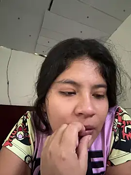 Snapshot of moncerrat_luna chatting on July 2026 09:20:01 PM moncerrat luna online show from July 2026 09:20:01 PM