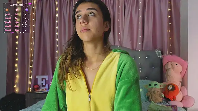 Emiily Scott1 online show from January 2025 11:23:02 AM