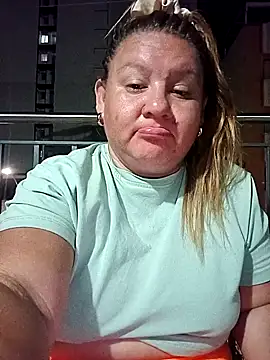 Snapshot of HORNY_MATURE25 chatting on February 2025 02:47:01 AM HORNY MATURE25 online show from February 2025 02:47:01 AM