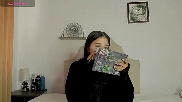 aliice walker  online show from January 2025 01:07:01 PM