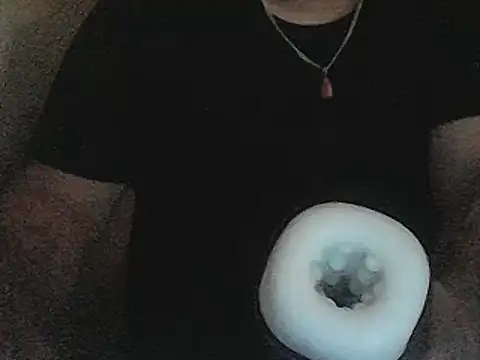 Snapshot of Paolino_8316 chatting on December 2025 11:31:01 PM Paolino 8316 online show from December 2025 11:31:01 PM