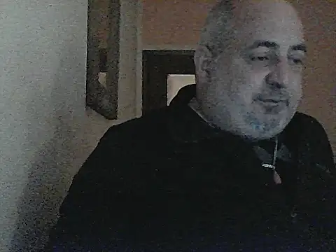 Snapshot of Paolino_8316 chatting on January 2026 03:06:01 PM Paolino 8316 online show from January 2026 03:06:01 PM