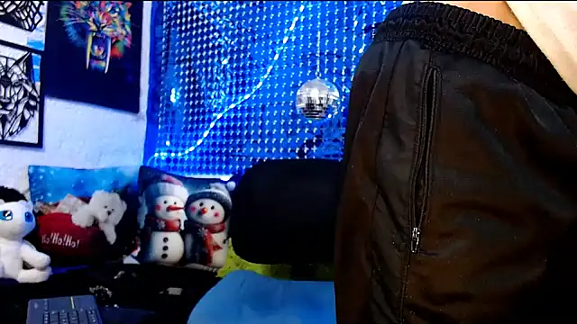 Mensecret69 online show from December 2024 06:50:01 PM