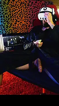 Snapshot of BigTail_CZ chatting on December 2025 11:43:02 PM BigTail CZ online show from December 2025 11:43:02 PM