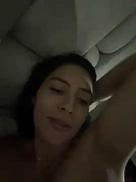 Sophie  Foxxx online show from December 2025 10:46:02 AM