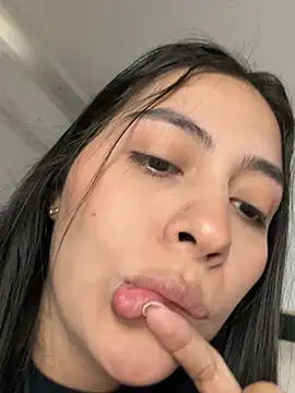 Sophie  Foxxx online show from March 2026 04:34:01 PM