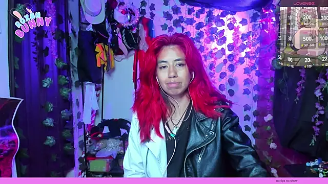 Snapshot of Roxanbunny1 chatting on March 2025 03:22:02 AM Roxanbunny1 online show from March 2025 03:22:02 AM