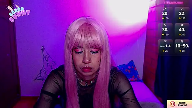 Snapshot of Roxanbunny1 chatting on October 2025 03:16:02 AM Roxanbunny1 online show from October 2025 03:16:02 AM