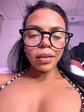 Snapshot of Charly_ chatting on June 2026 02:50:01 AM Charly online show from June 2026 02:50:01 AM