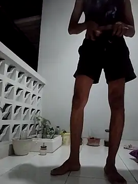 Snapshot of Dwirosebig chatting on December 2025 04:36:01 PM Dwirosebig online show from December 2025 04:36:01 PM