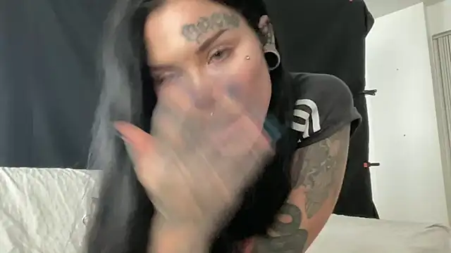 Snapshot of claudiacvc95 chatting on March 2025 08:51:01 AM claudiacvc95 online show from March 2025 08:51:01 AM