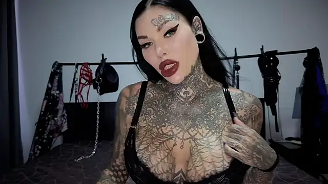 claudiacvc95 online show from February 2026 05:37:01 AM