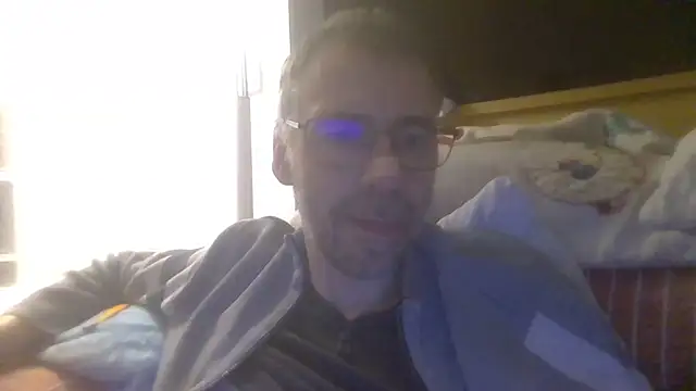 ptitcanard60600 online show from November 2025 10:32:01 PM