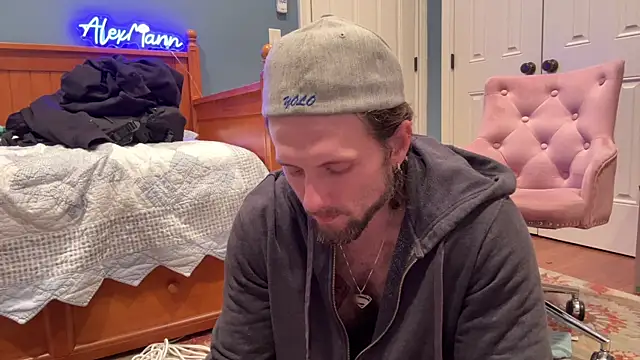 Snapshot of alexmannd chatting on December 2024 02:42:01 AM alexmannd online show from December 2024 02:42:01 AM