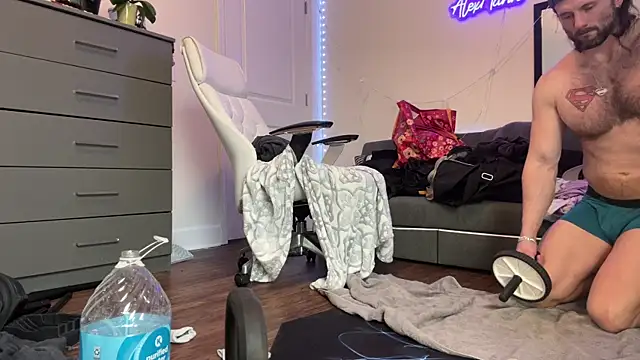 Snapshot of alexmannd chatting on January 2025 05:28:02 PM alexmannd online show from January 2025 05:28:02 PM