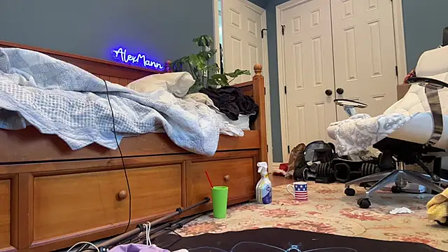 Snapshot of alexmannd chatting on February 2025 02:26:01 PM alexmannd online show from February 2025 02:26:01 PM