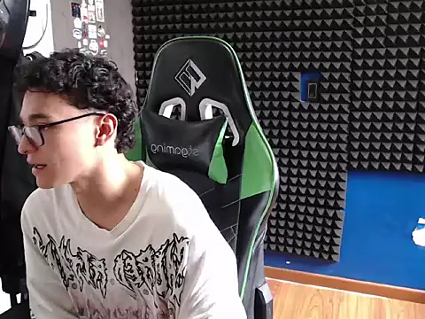 Curly Angel24 online show from April 2026 05:10:01 PM