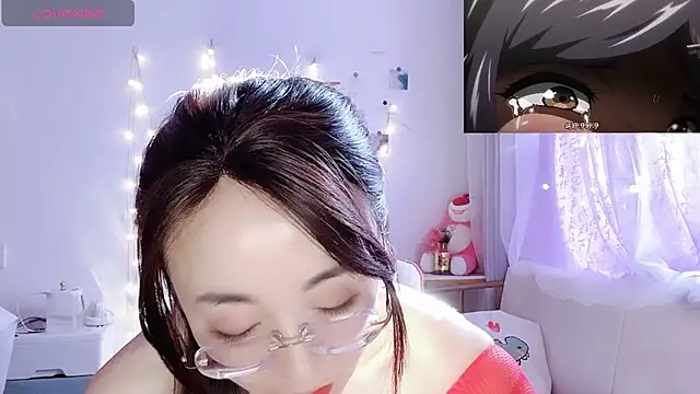 Snapshot of Southerly chatting on November 2025 05:42:02 AM Southerly online show from November 2025 05:42:02 AM